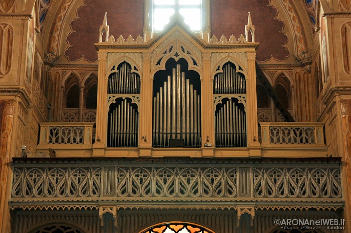 Chiesa dei Santi Martiri - organo, particolare tastiera