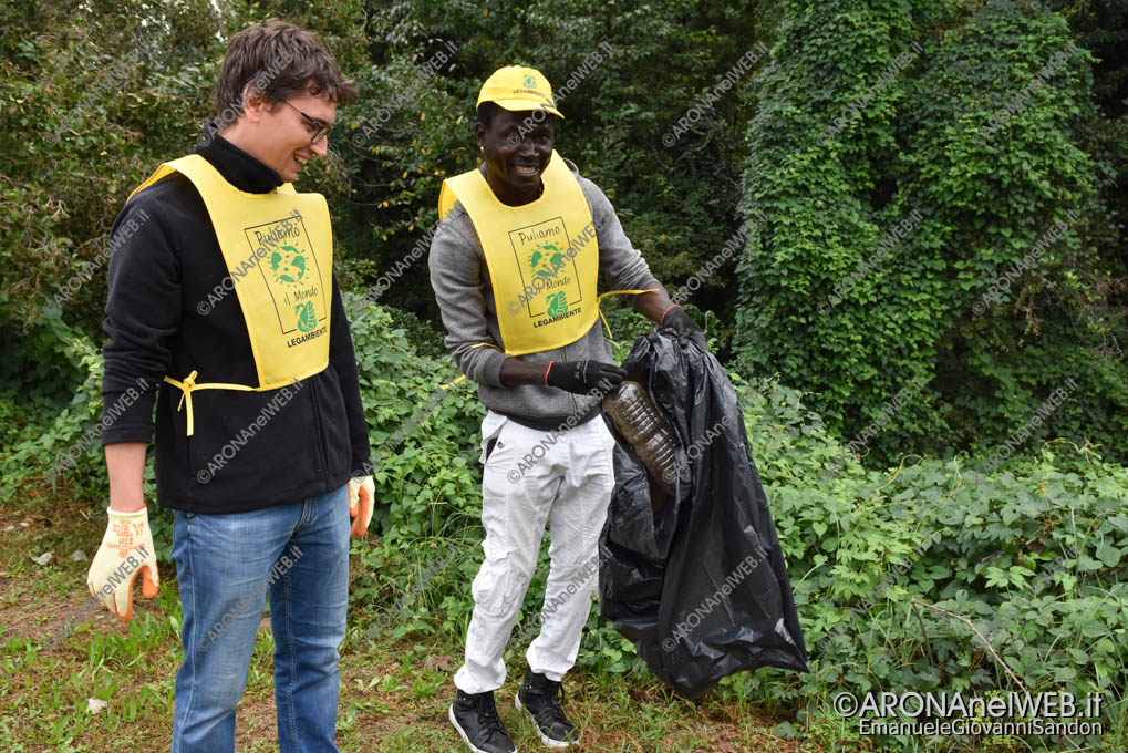 EGS2018_35162 | Puliamo il Mondo a Dormelletto: raccolta oltre una tonnellata di rifiuti abbandonati nei boschi