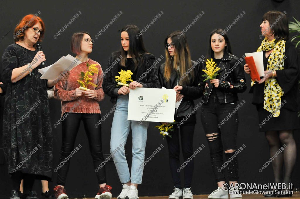 EGS2019_05497 | Classe 1a dell'Enaip di Arona vincitrici del premio "Non solo mimose"