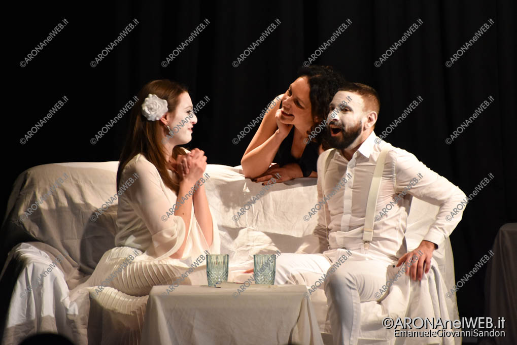 EGS2019_13639 | Spettacolo teatrale "Tutti vivi come i morti" - Compagnia "Orizzonte Teatro"