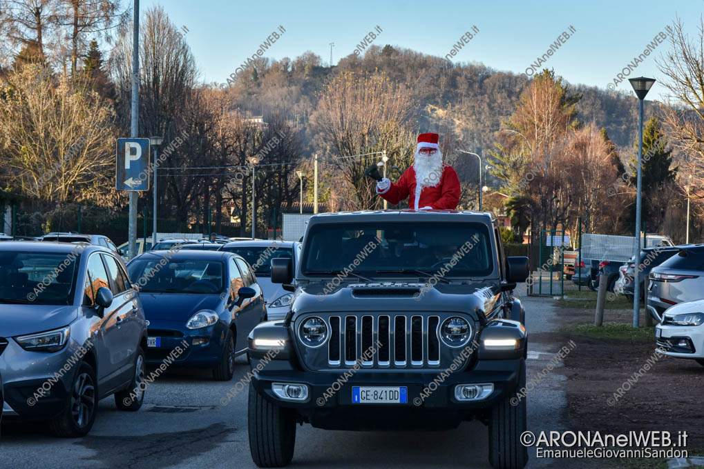 EGS2021_26345 | Babbo Natale arriva sul pickup