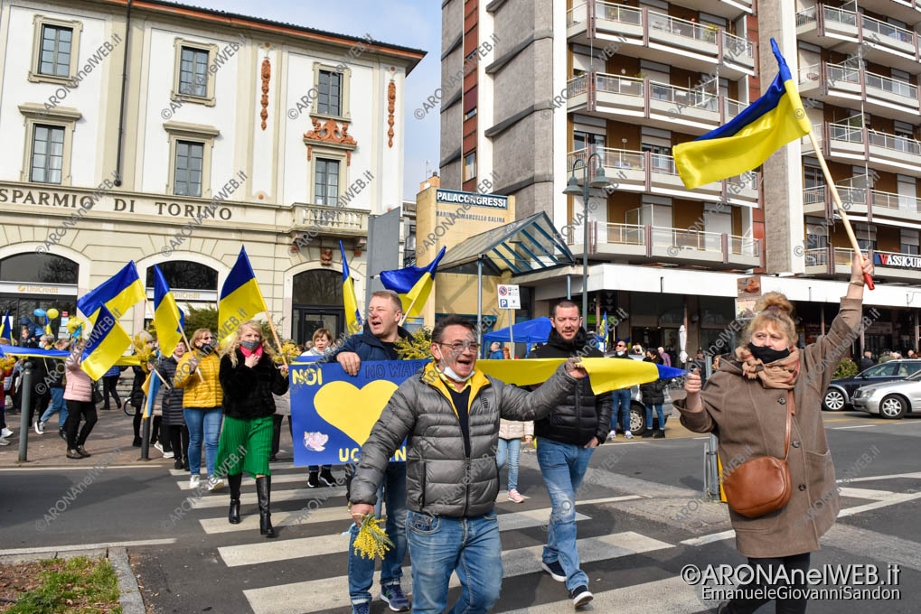 EGS2022_01942 | Manifestazione ad Arona a sostegno della popolazione Ucraina