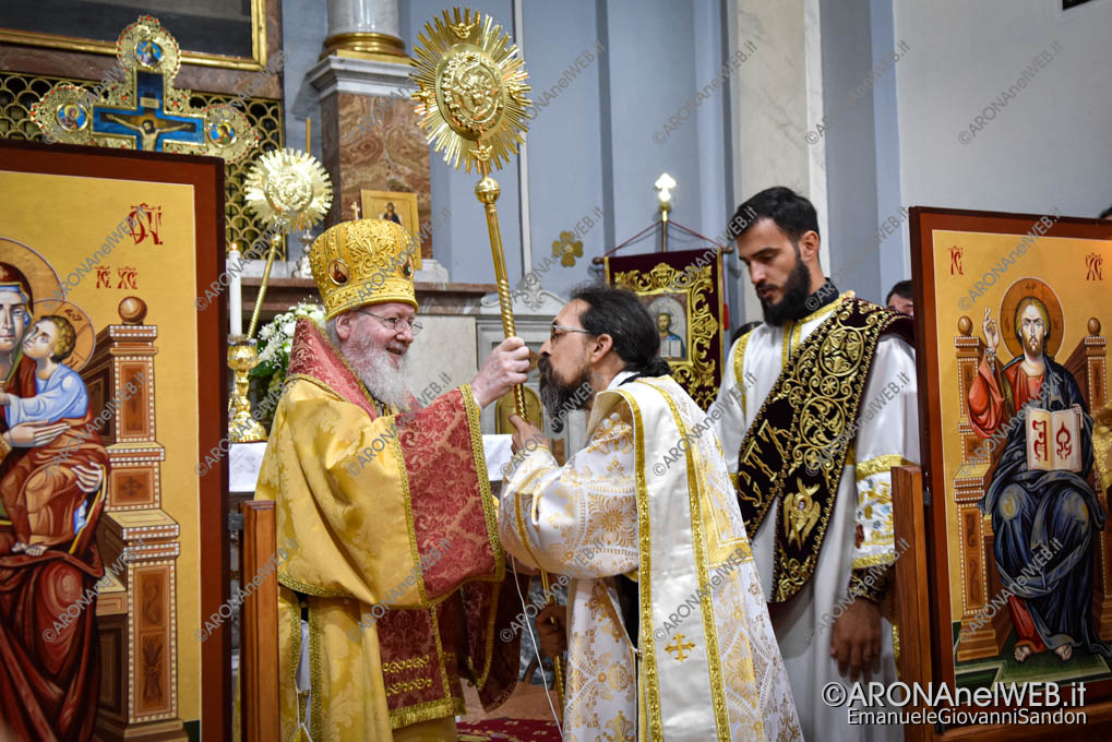 EGS2022_18077 | Mons. Symeon Cossec ordina diacono Padre Efrem al Monastero Ortodosso di Arona