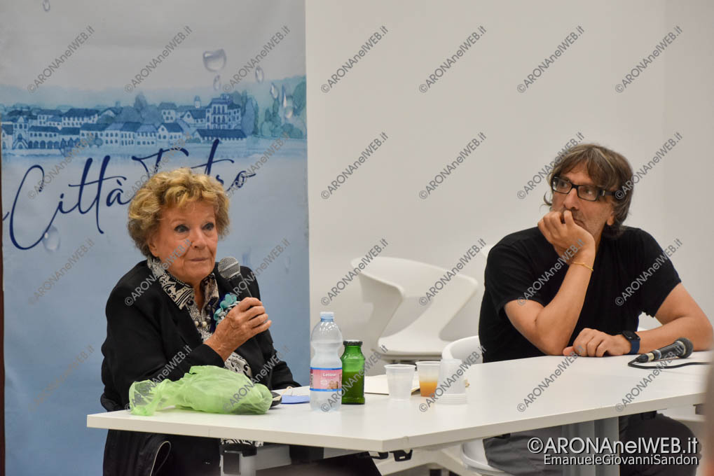 EGS2022_21068 | Dacia Maraini e Roberto Cotroneo ad Arona Città Teatro sull’acqua 2022