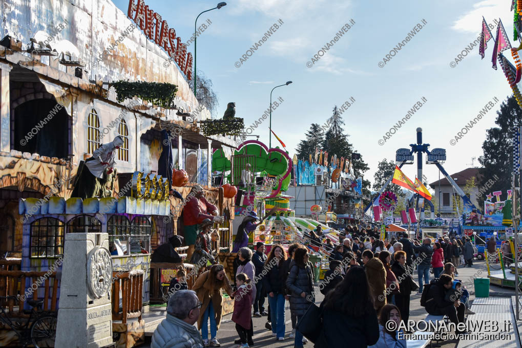 EGS2023_03570 | Il Luna Park del Tredicino, il tradizionale luna park di Arona ospitato in piazzale Aldo Moro